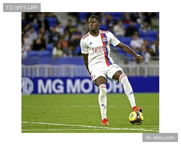 人物聚焦：RB莱比锡后卫卢克巴谈如何在区域防守中完成个人盯防任务